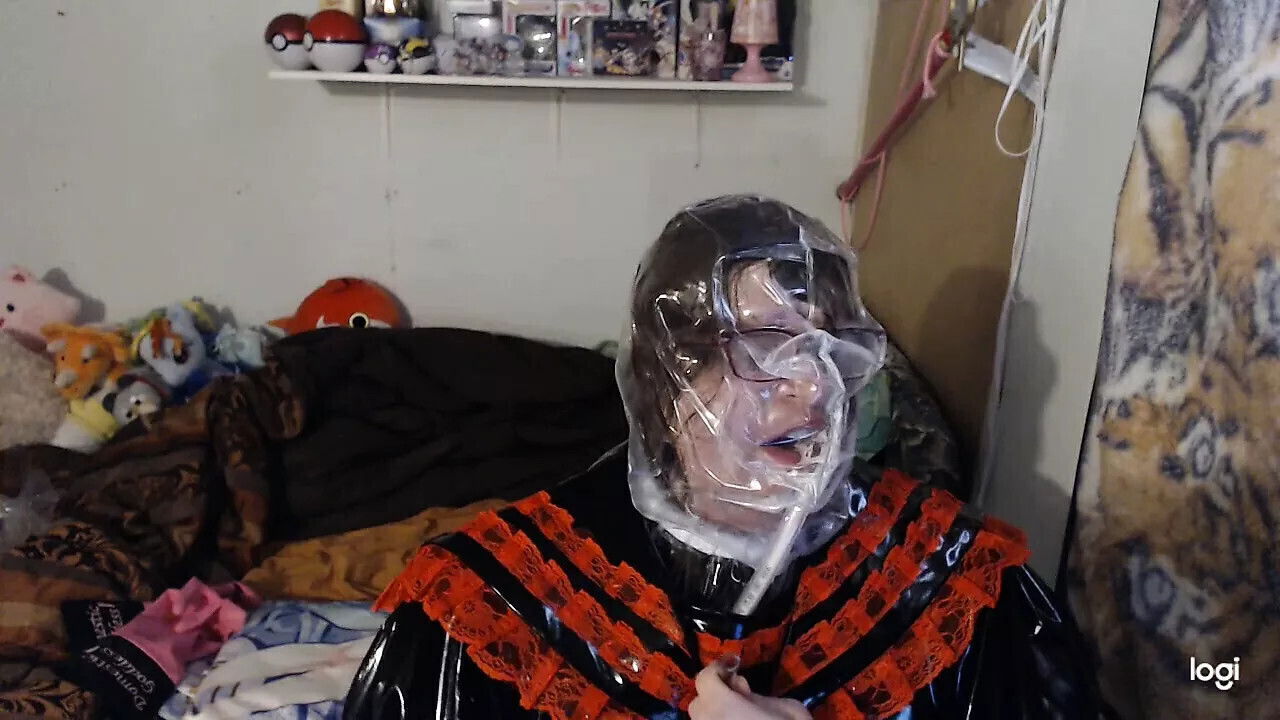 Rubber Schoolgirl Breathplay pillow hump