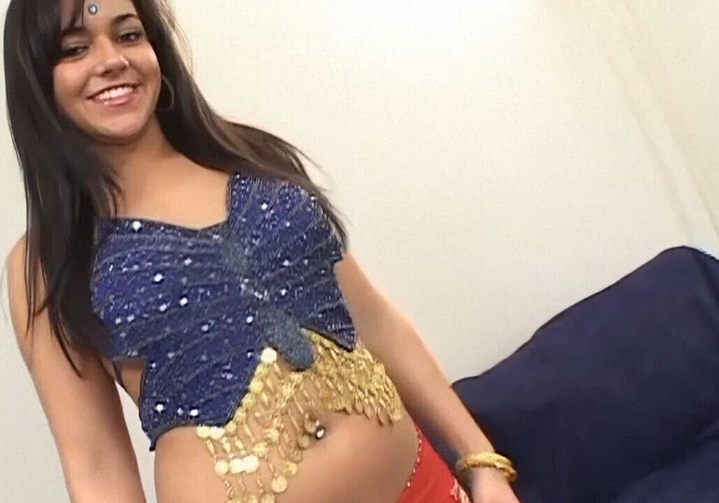 beautiful sister loves threesomes much