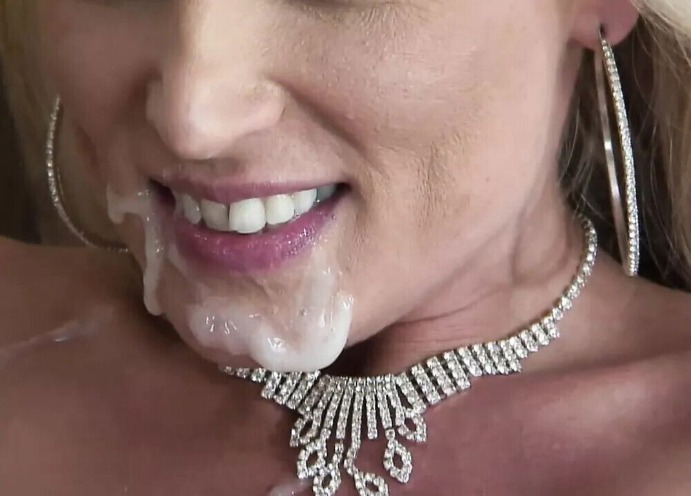 Beautiful Blond Angel Dirty Pleasure