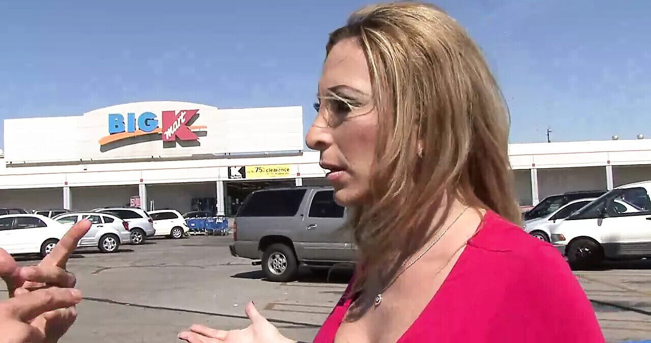 Savannah James takes massive rod!