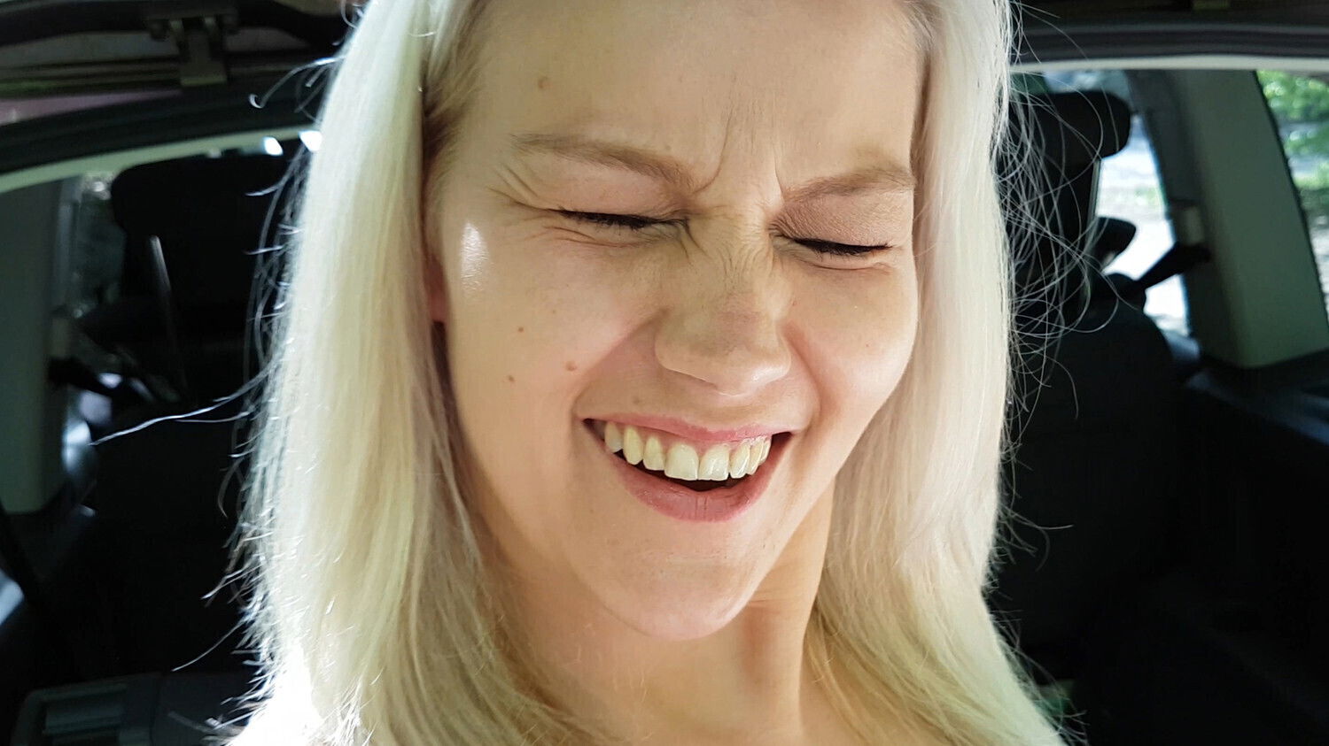 first outdoor assfuck!!!