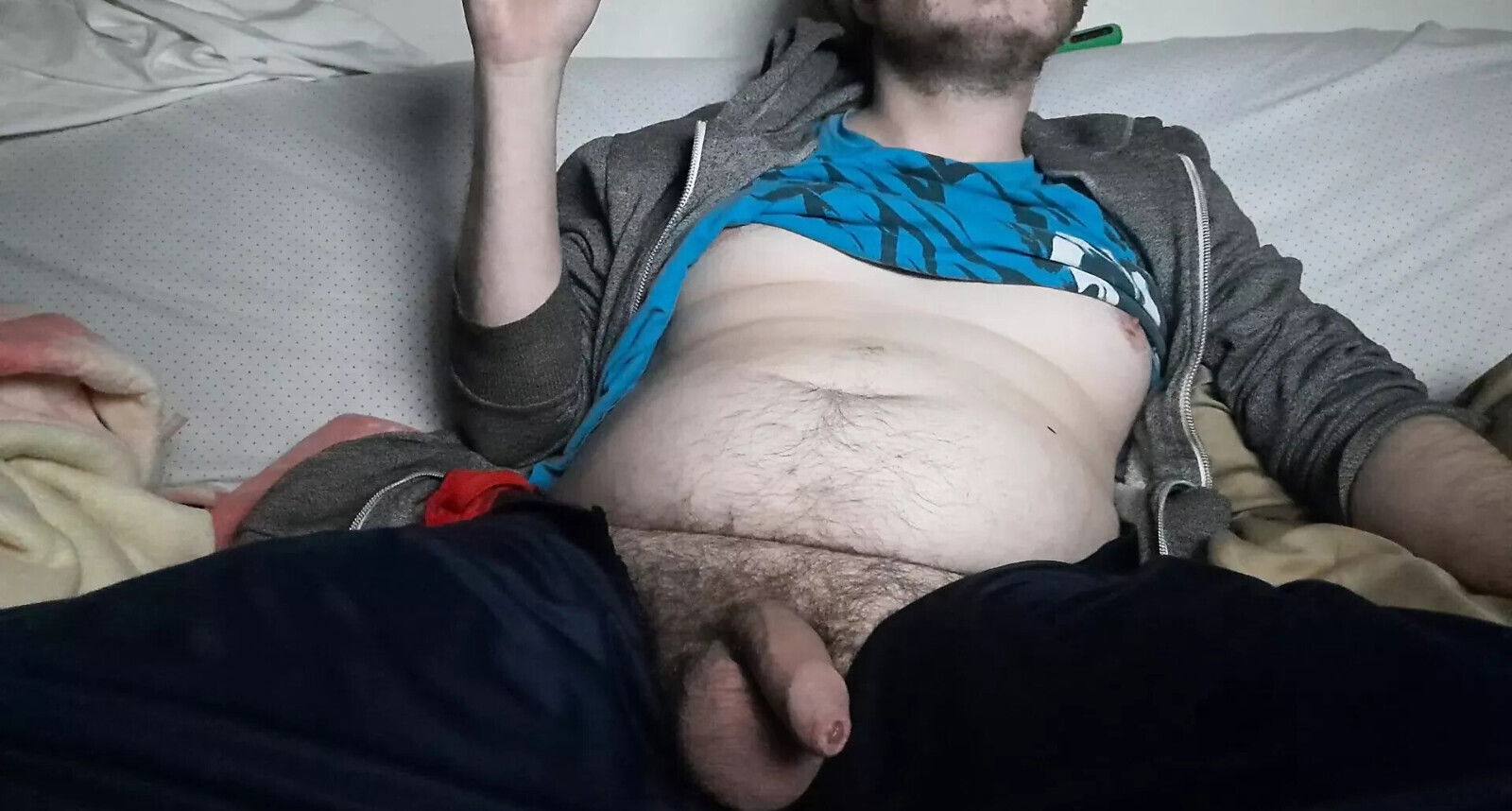 Cumming lotion bottle