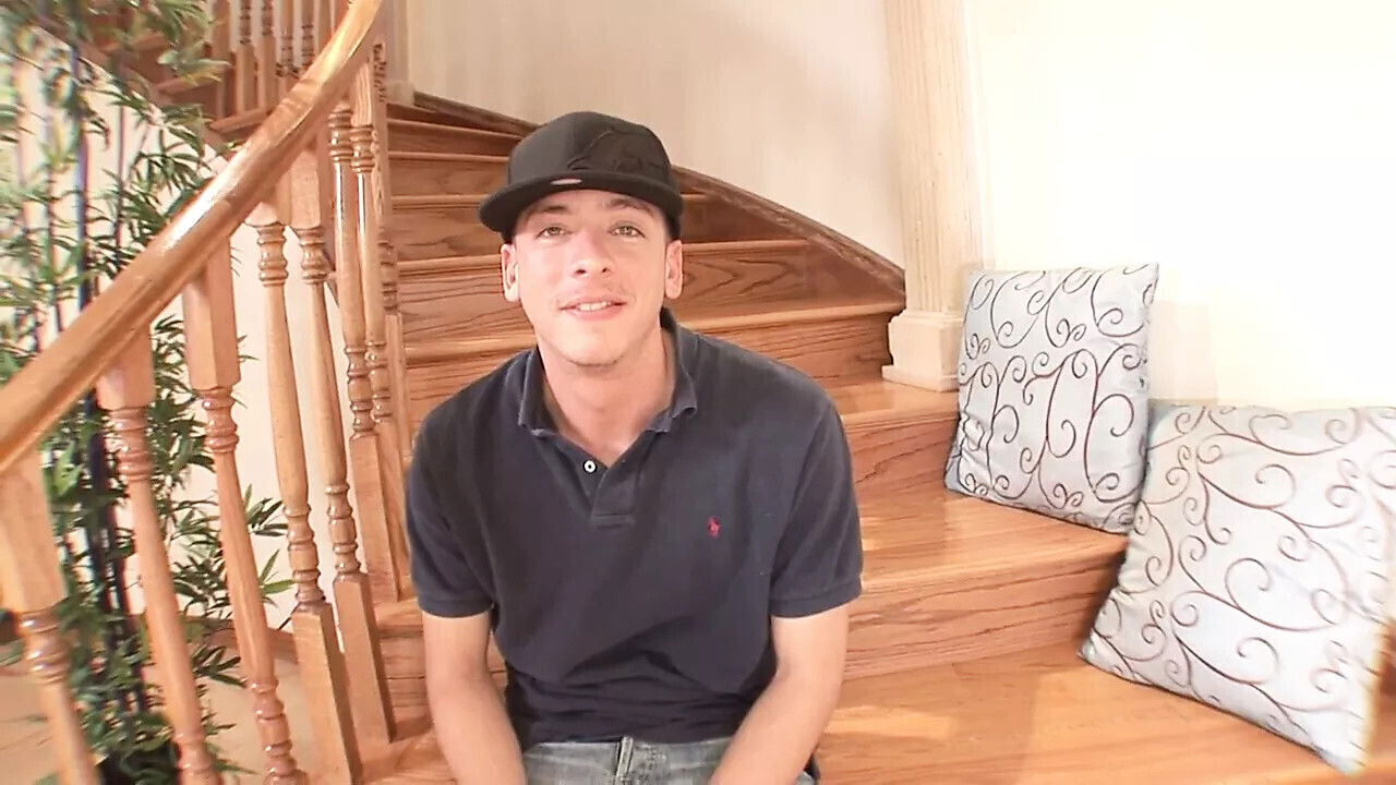 Beautyfull Latina: Angelina Valentine fucks Alex Gonz