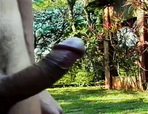 Skinny little shemale whore loves suck outdoor