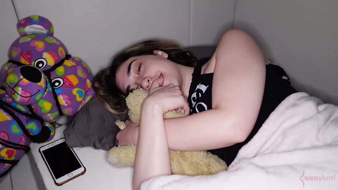 Asylum teen submits powerful