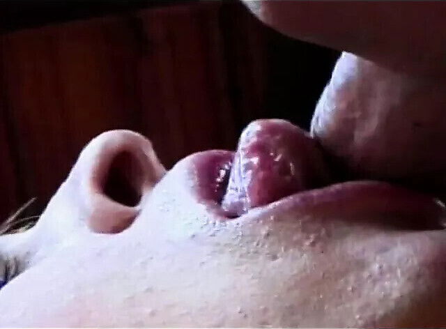 Lusty stud licks shemale Ariane Palma's before nailing outdoors