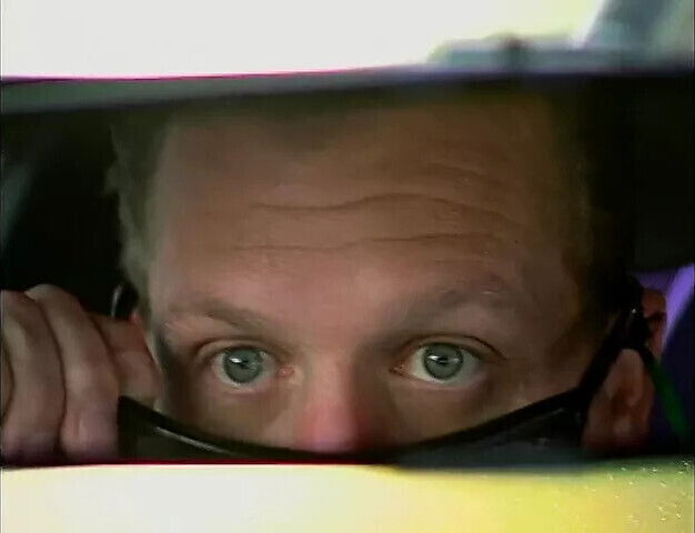 gets from blonde limo