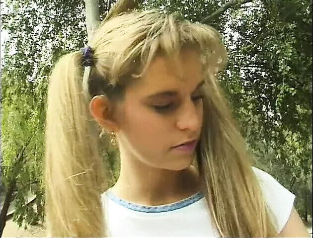 Horny little slut opens wide deepthroat hard