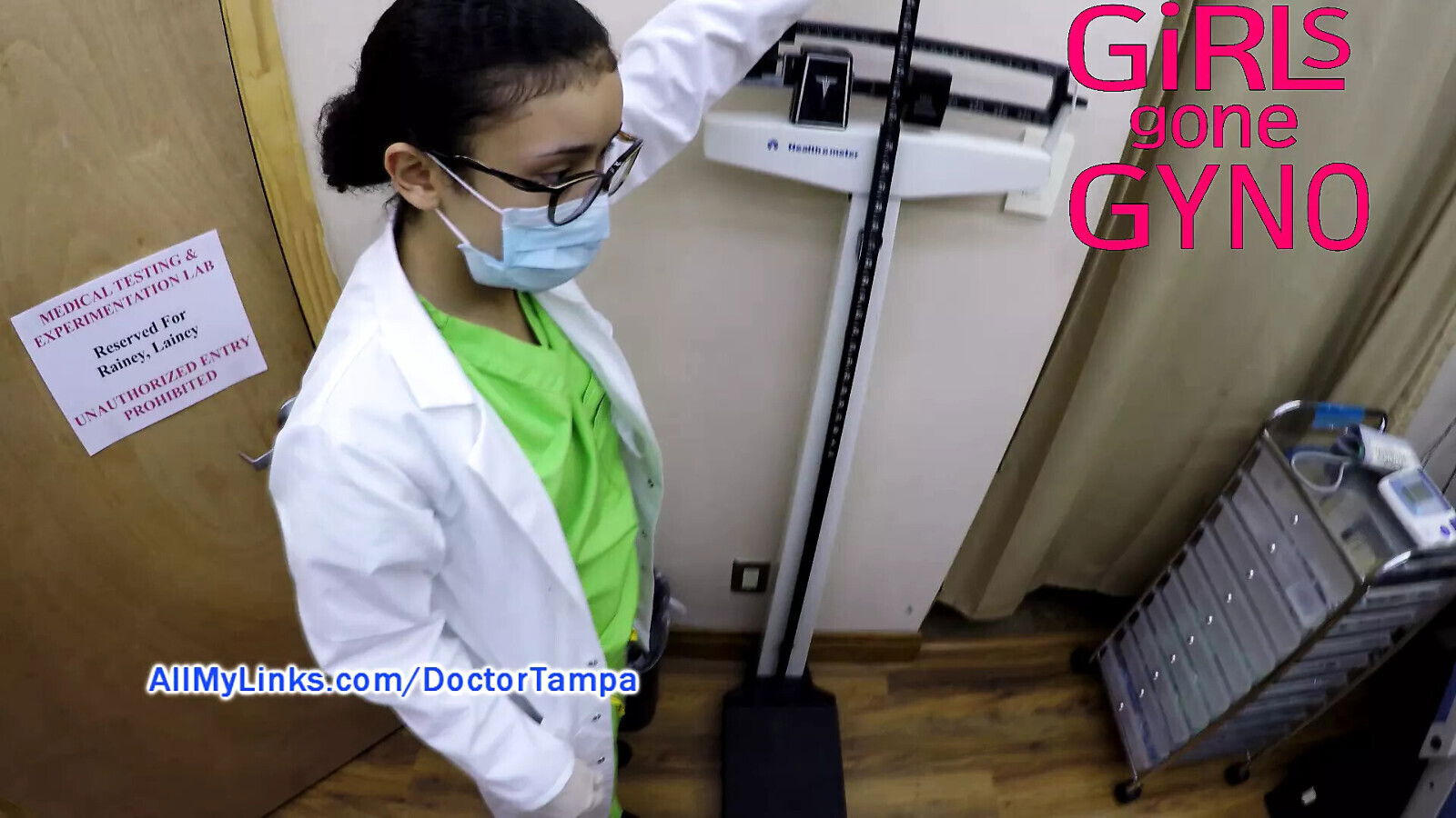 Naked Behind Scenes With Lainey, Gynecology, camera fails, Watch Film GirlsGoneGyno.com