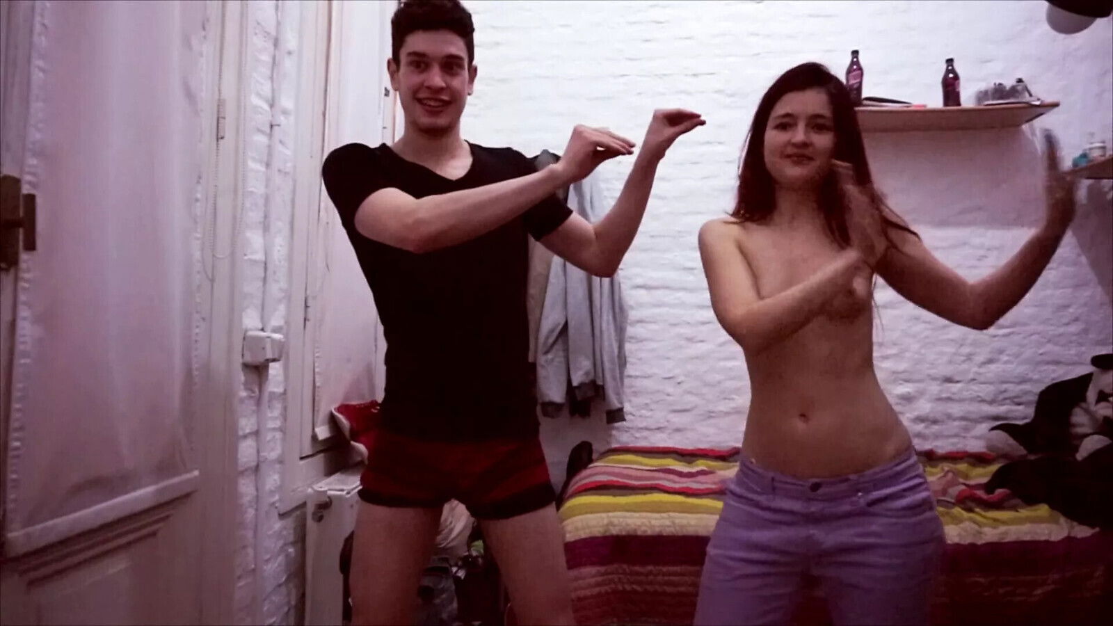 Dancing with chick extra gift