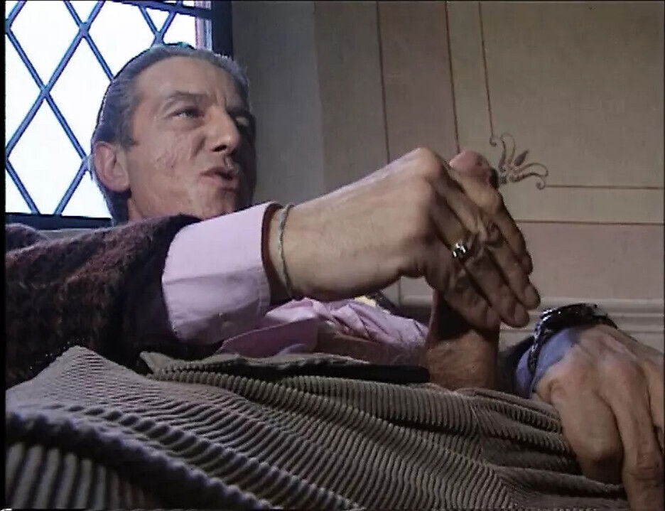 Lust villa voyeur uncle! (Scene