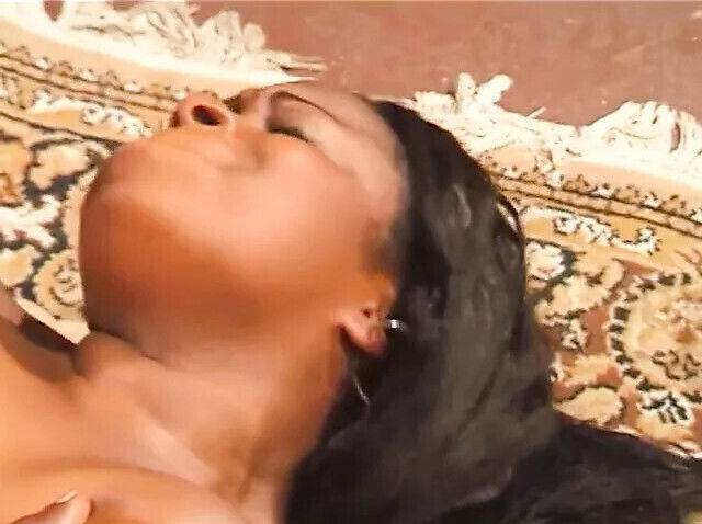 facializes ebony after drilling juicy black pussy house