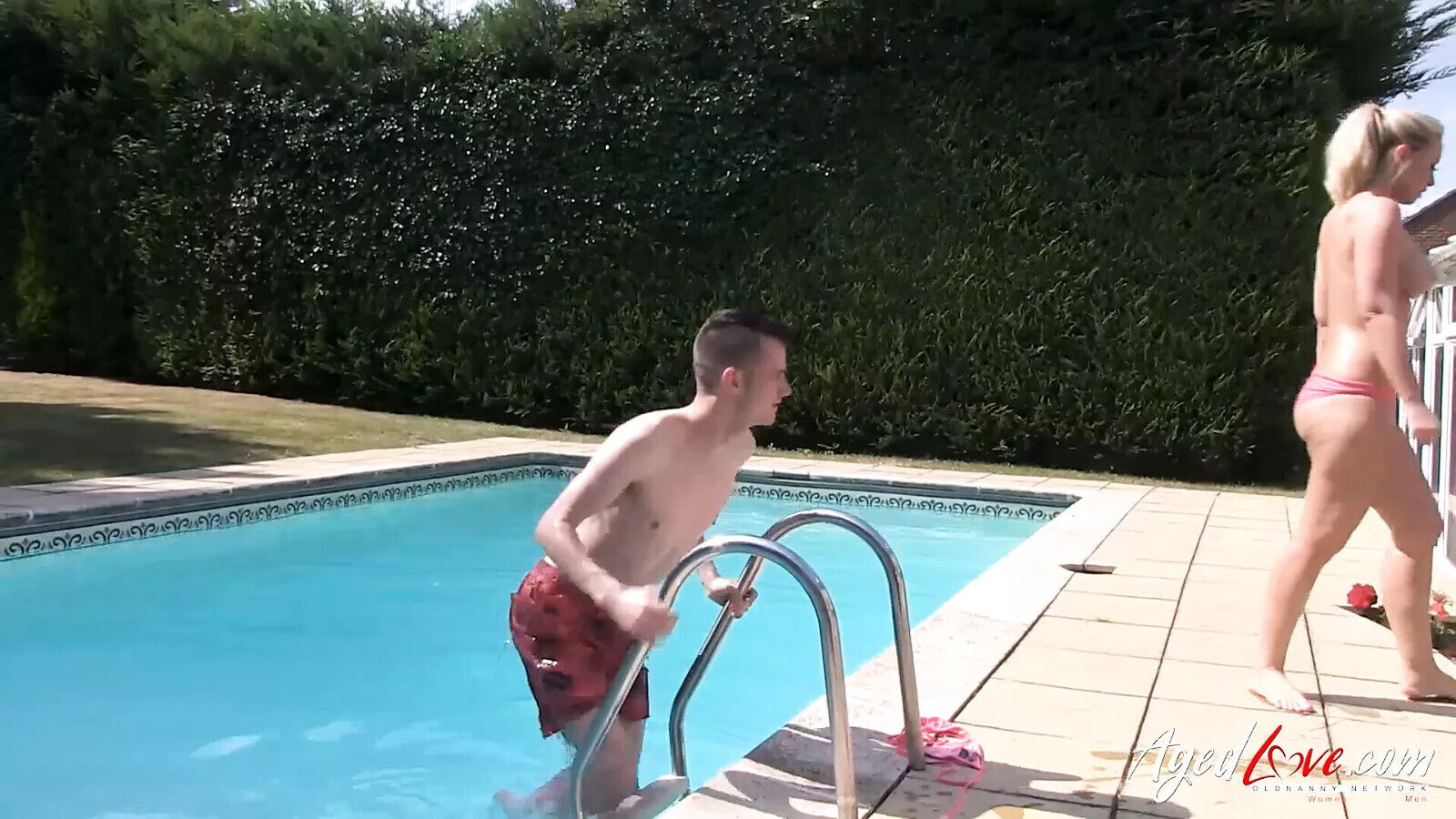 OLDNANNY Mature Lesbians Pandora Auntie Trisha Closeup Shots