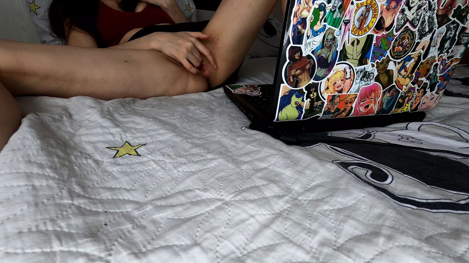 Girl after school decided watch porn masturbate