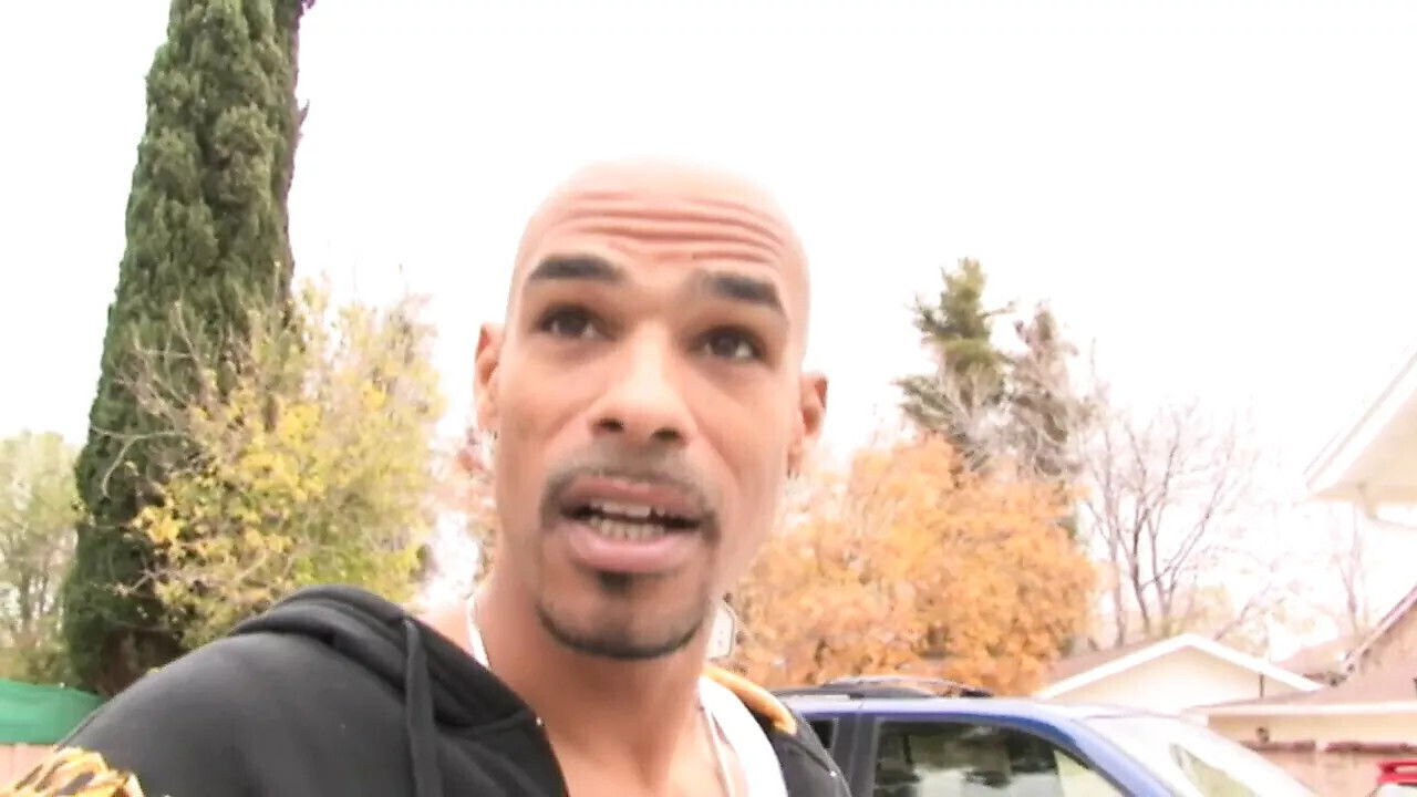 Degarden interracial fuck with Justin Long