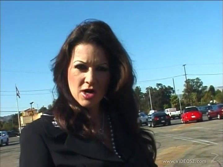 Rough threesome with Raquel Devine Allyssa Hall