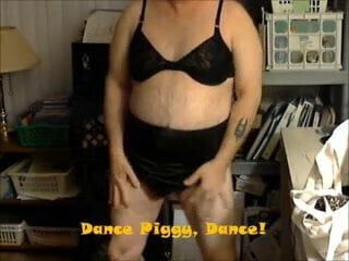 Dance Piggy Dance