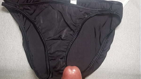 vengo panties nuevos reci&eacute_n usados amiga