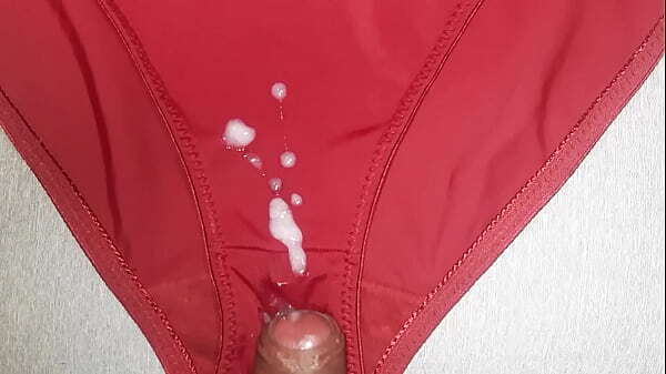 vine sobre calzones rojos amiga