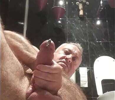 mano dentro culo unos masajes polla, para pasarla morcillona dura AnzzoSan