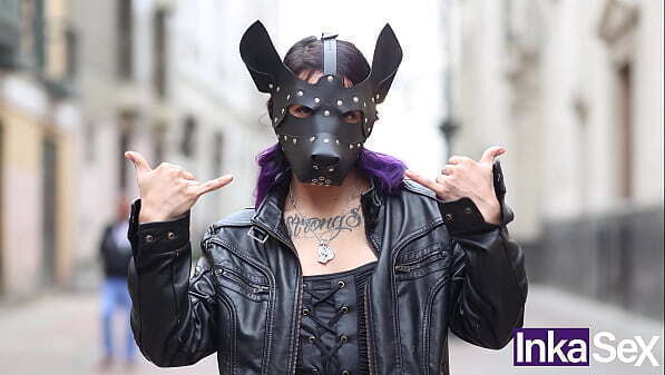 Ninf&oacute_mana metalera amarrada humillada como mascota pervertido musculoso. Otakustonerfit