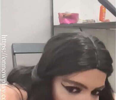 CHUPANDO DOIS CLIENTES SEGURAN&Ccedil_A BOATE