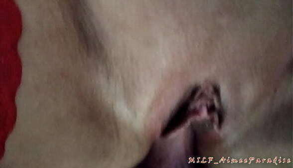 Sexy mature AimeeParadise: closeups pussy fucking!