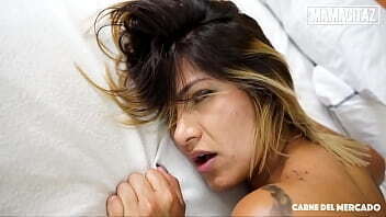 CARNE MERCADO (Cristian Cipriani, Logan Salamanca, Camila Santos) Naughty Tattooed Chick Picked Fucked Horny Cocks