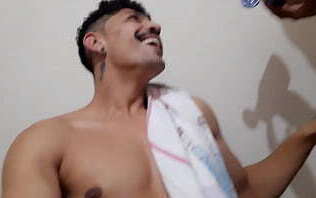 BARBEIRO QUIS PAGO BOQUETE