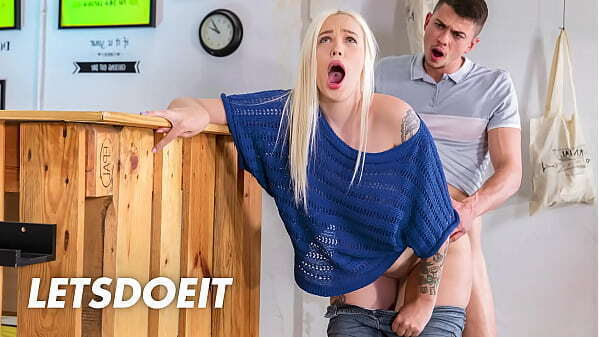 HORNYHOSTEL (Arteya, Tommy Cabrio) Naughty Girlfriend Cheats Boyfriend Suck Fuck Receptionist