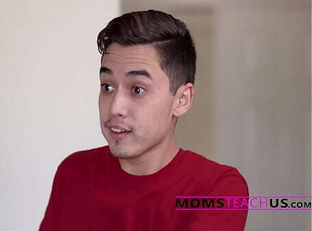 Big Tits step Mom Gets A Mothers Day Massage From Stepson