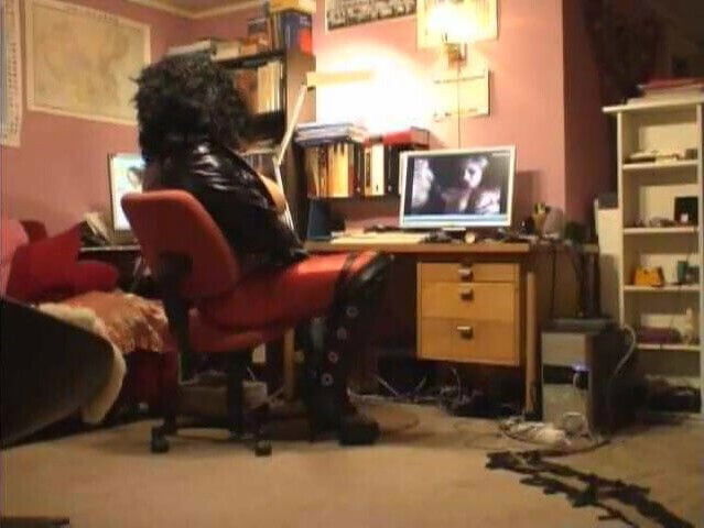 Roxina Retro Slut Cum X