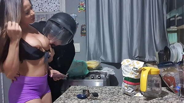 Hist&oacute_rias Povo Conta Entregador Casada