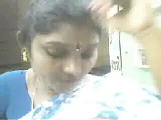 tamil aunty boobs pressed shop owner