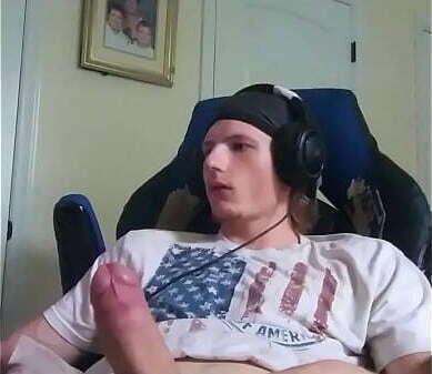 Matthew Cole jerks cums over