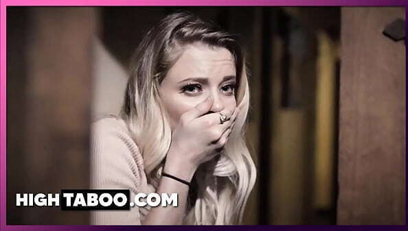 Girl Spies Parents Behind Closed Doors, Riley Star, Rachael Cavalli