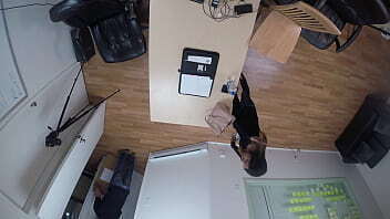 Mandy Mynxx Recast OVERHEAD