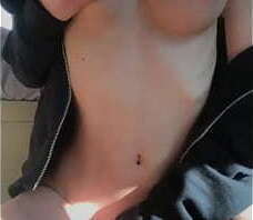 Nếu được sở hữu em trong một ng&agrave_y, mấy anh sẽ l&agrave_m g&igrave_? ^^