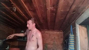 juicy masturbation in the bath