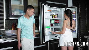 step Bro Intimidated And Turned On By Sis