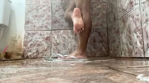 P&eacute_s novinho! (fetiches p&eacute_s) v&iacute_deo completo para assinantes.