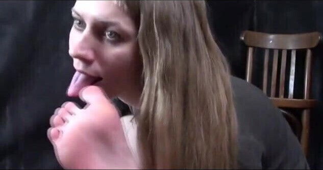 Sexy russian girl loves her own soles and feet