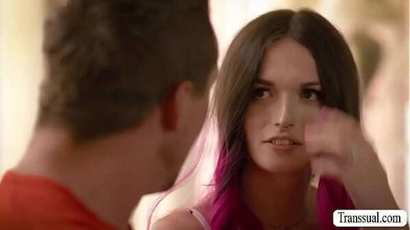 Gorgeous Tbabe lets stepbro bang