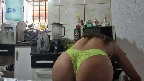 Hist&oacute_rias povo Conta: Sobrinho safado pega calcinha suti&atilde_ Bianca Naldy