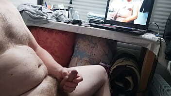 Robertospier Ma masturbez in timp ce ma uit la video cu mine