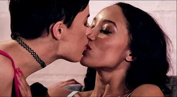 Best Friends Alexis &amp_ Olive Glass Full Movie FreeTaboo.Net