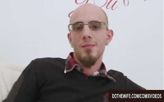 Watches Innocent Looking Wife Akulova Fucks Like Slut