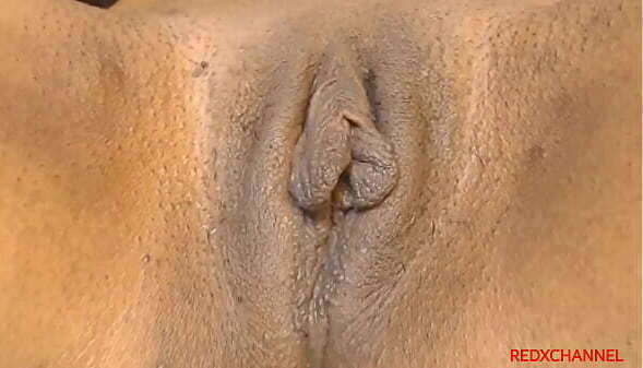 Sexy chick could resist urge some