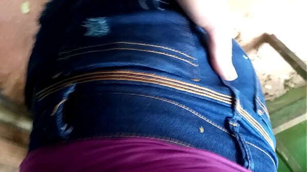 Minha meia-irm&atilde_ dan&ccedil_a para shorts sexy olha acontece