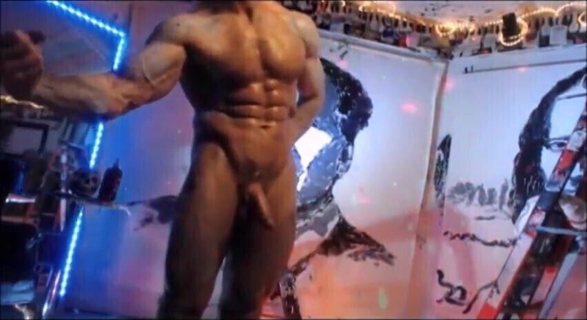 Str8 Artistic Expression